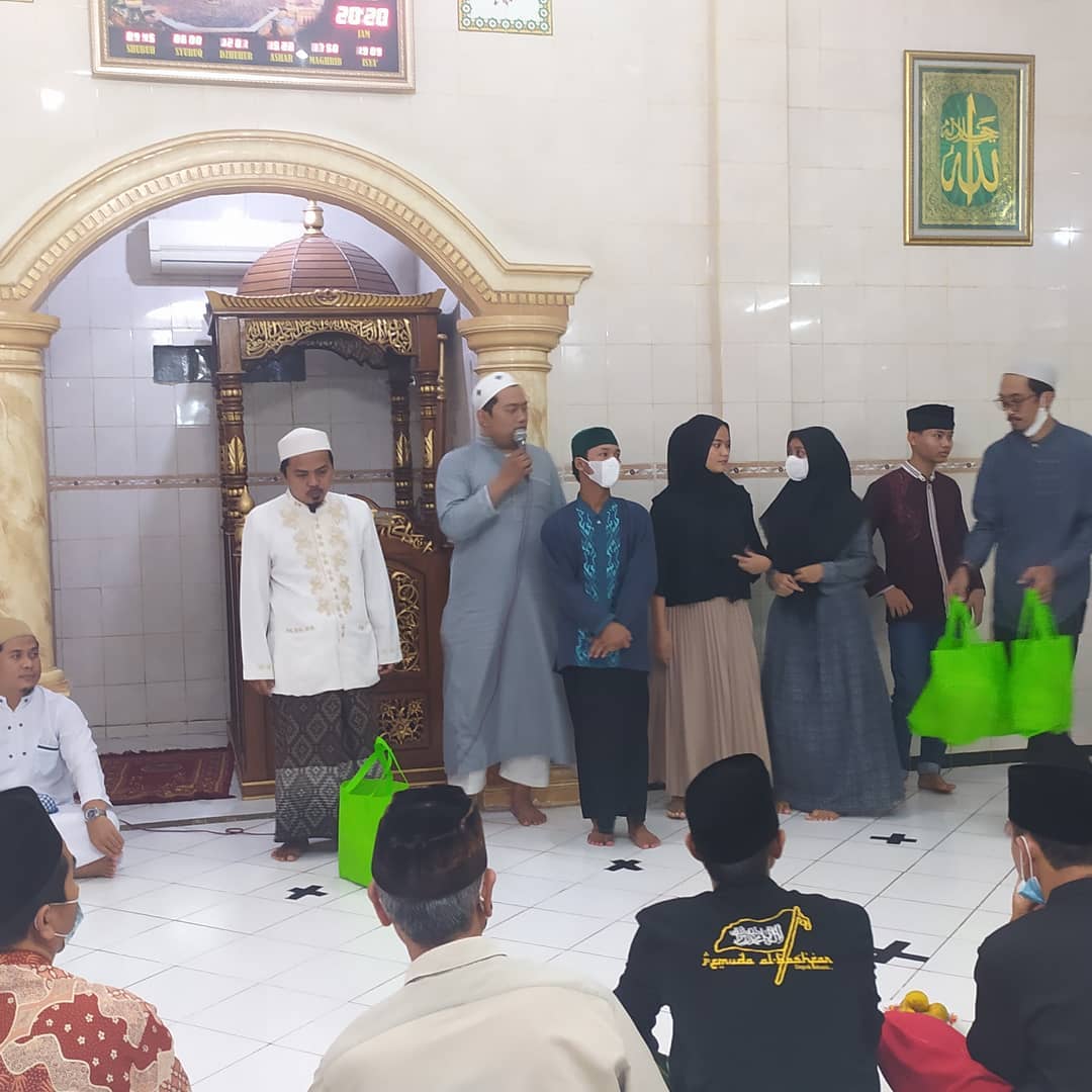 Santunan Anak Yatim dan Dhuafa