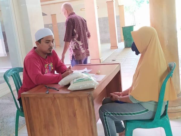 Layanan Penerimaan dan Penyaluran Zakat