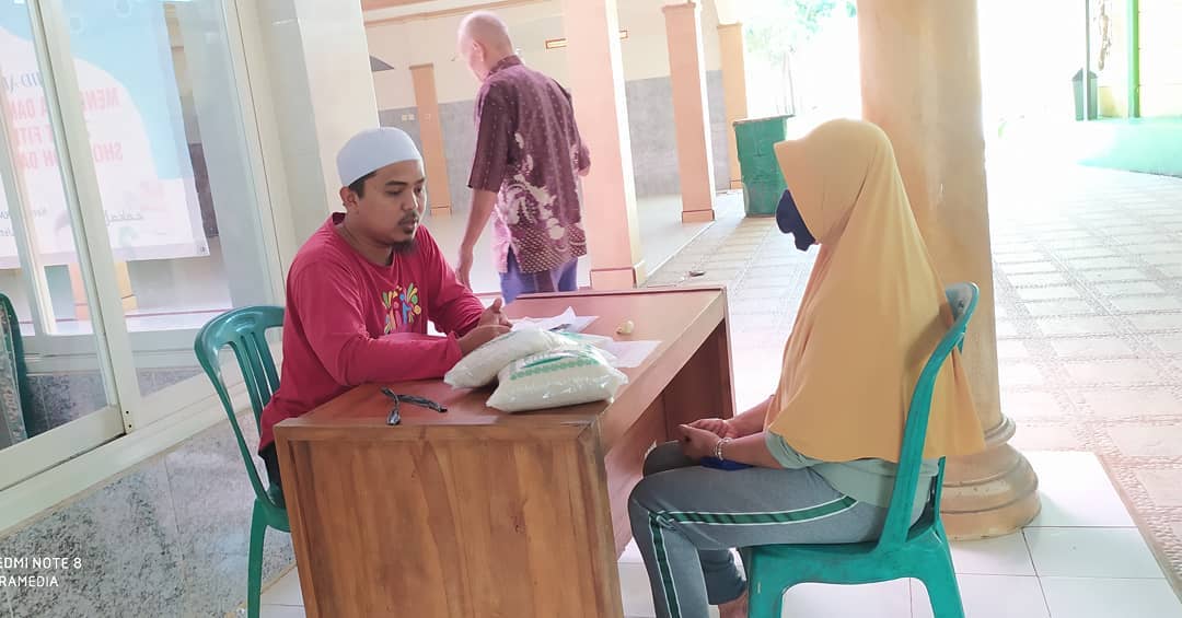 Layanan Penerimaan dan Penyaluran Zakat